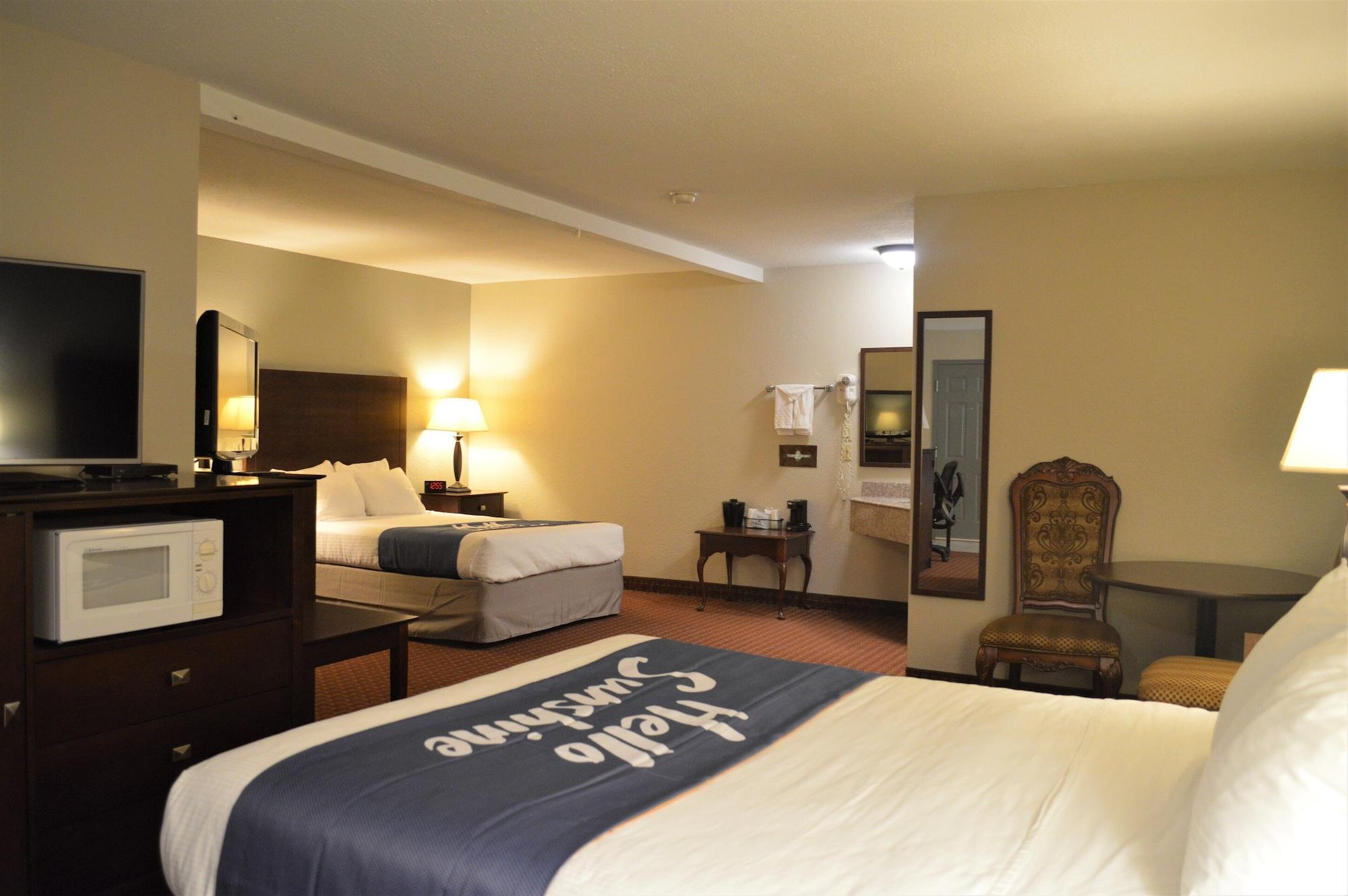 Days Inn By Wyndham Whitmore Lake Buitenkant foto