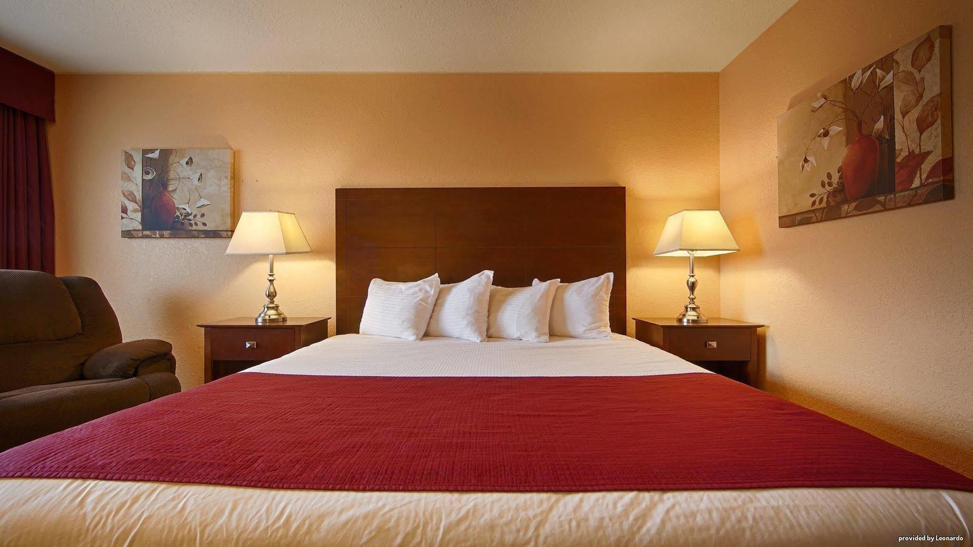 Days Inn By Wyndham Whitmore Lake Buitenkant foto